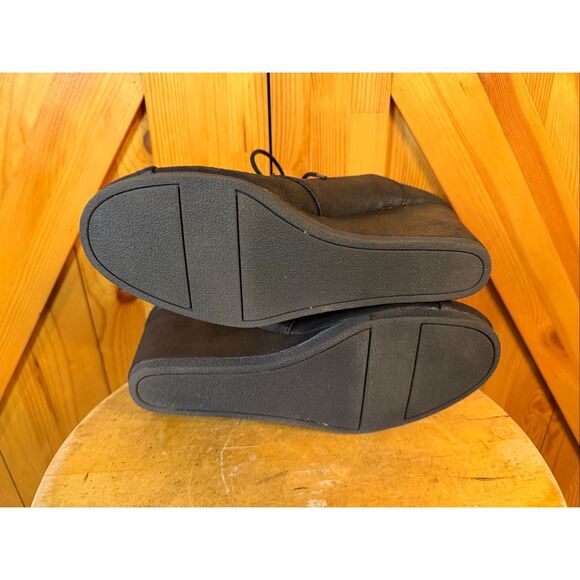 Maurices Women's 10 Cheri Black Faux Leather Wedge Ankle Booties Preppy - Picture 7 of 8